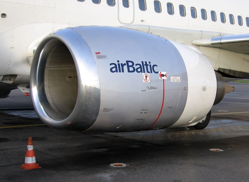 airBaltic aircraft