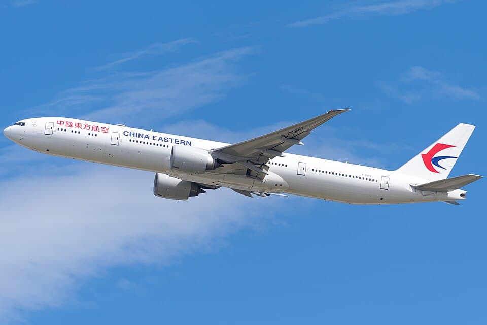 China Eastern aircraft